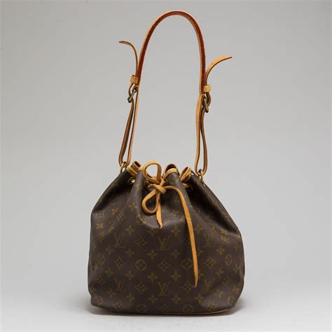 louis vuitton petit nee.